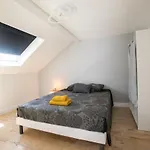 Maison En Plein Centre Avec Piscine Garage Et Clim 佩里格